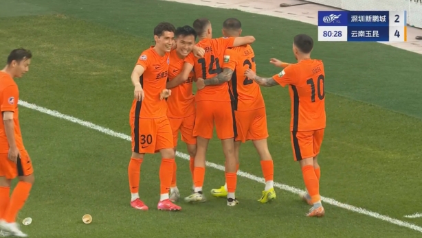 玉昆4-2領先新鵬城！杜加利奇冒頂，徐宏杰得球抽射破門