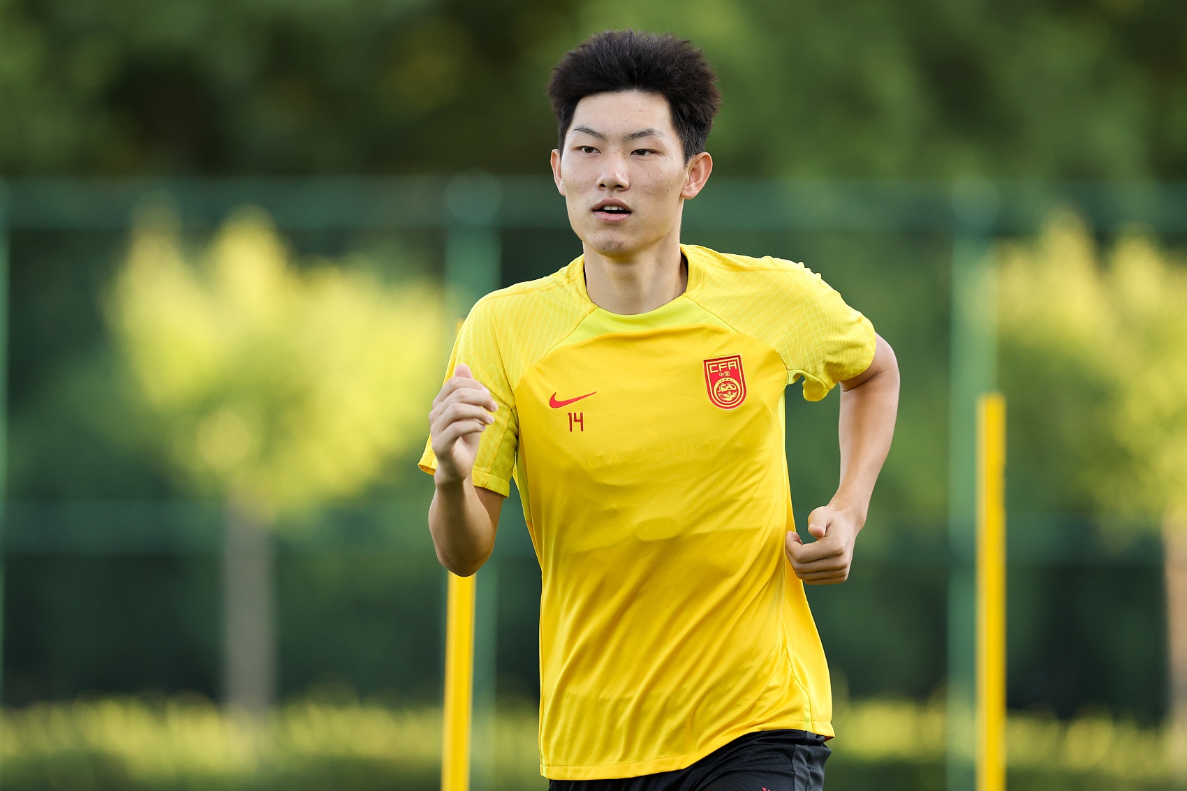 魯媒：泰山隊(duì)抵達(dá)梅州五外援齊整，四名國(guó)腳可出戰(zhàn)史松宸隨隊(duì)